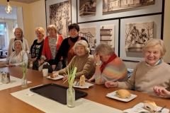 Screenshot_20251013_231615_WhatsApp